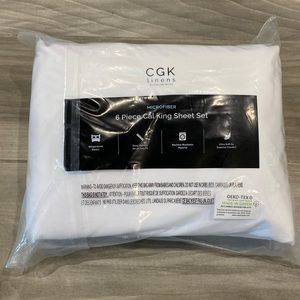 New in Bag - cal king CGK white cal king sheet set